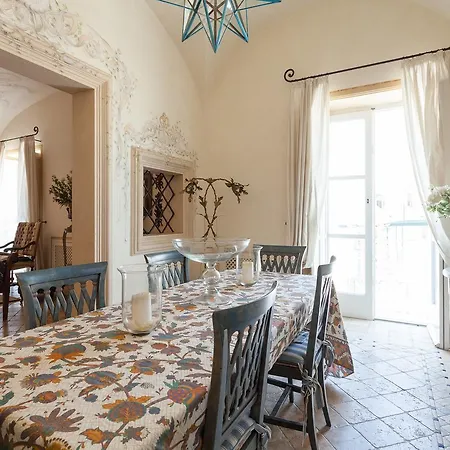 公寓 Casa Raiola By Caprirooms