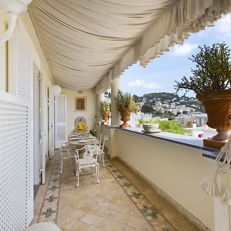 Daire Casa Raiola By Caprirooms *