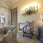 Casa Raiola Apartament *